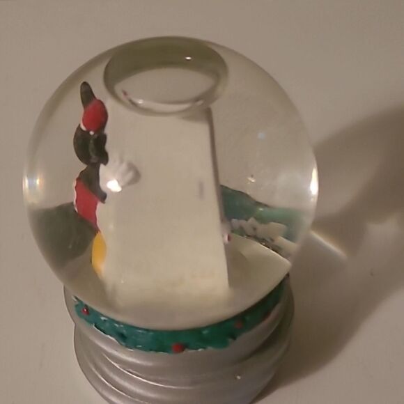2004 Disney Mini Snow Globe - Picture 2 of 5